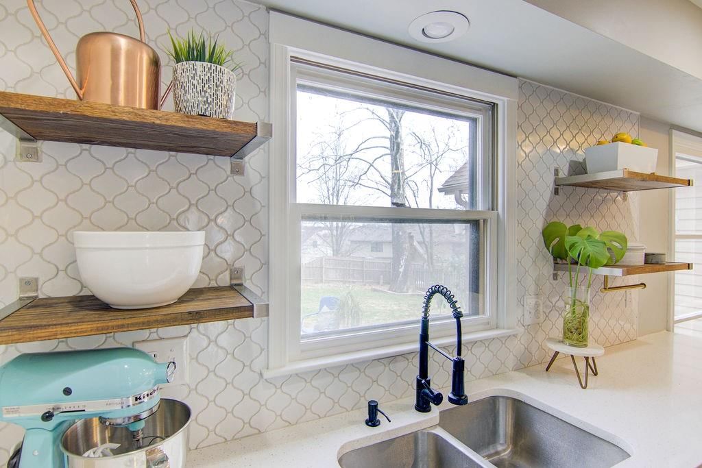 12916 W 77th Street — photo 15