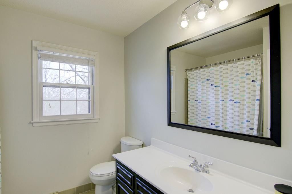 12916 W 77th Street — photo 39