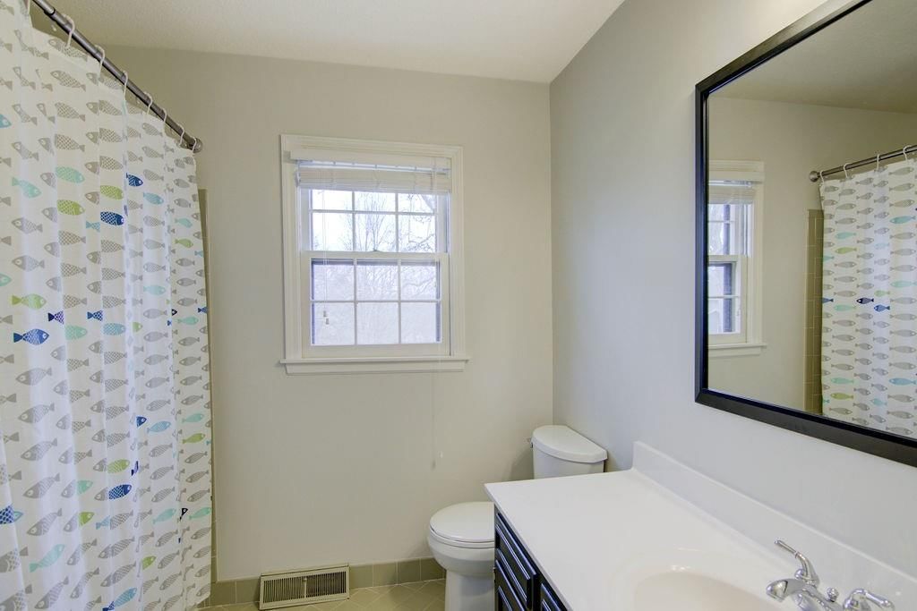 12916 W 77th Street — photo 40