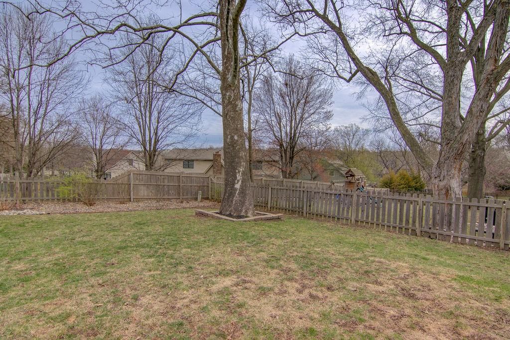 12916 W 77th Street — photo 47