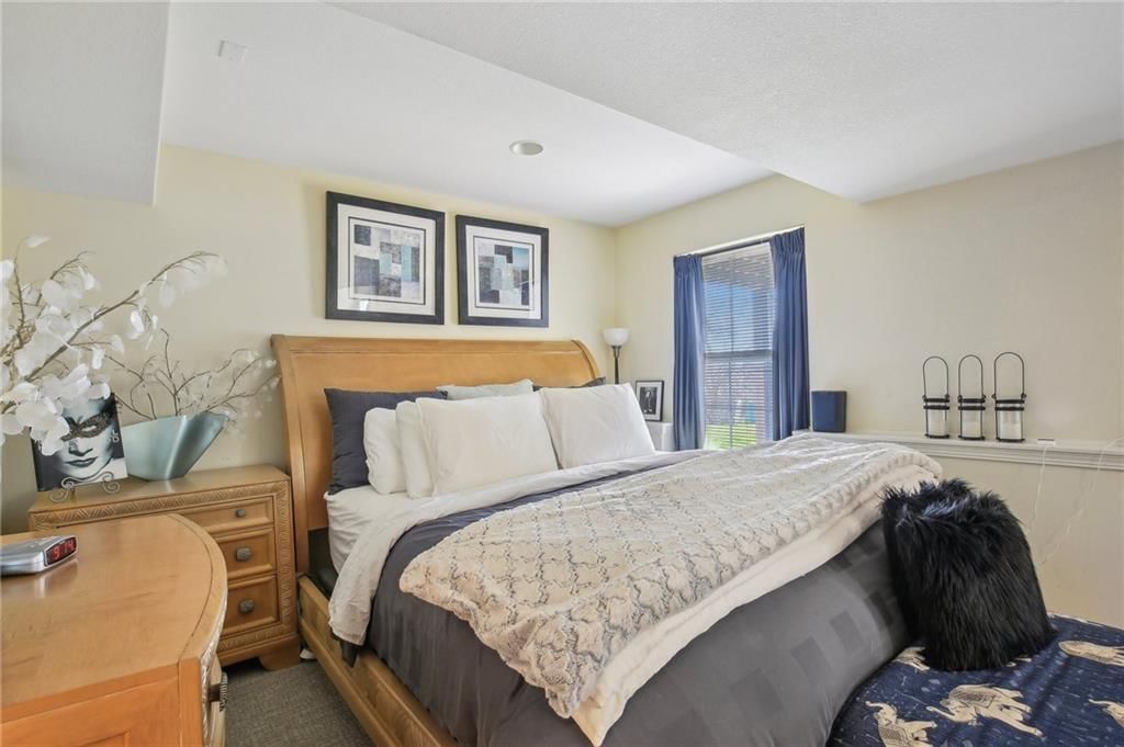 16173 Linden Street — photo 23