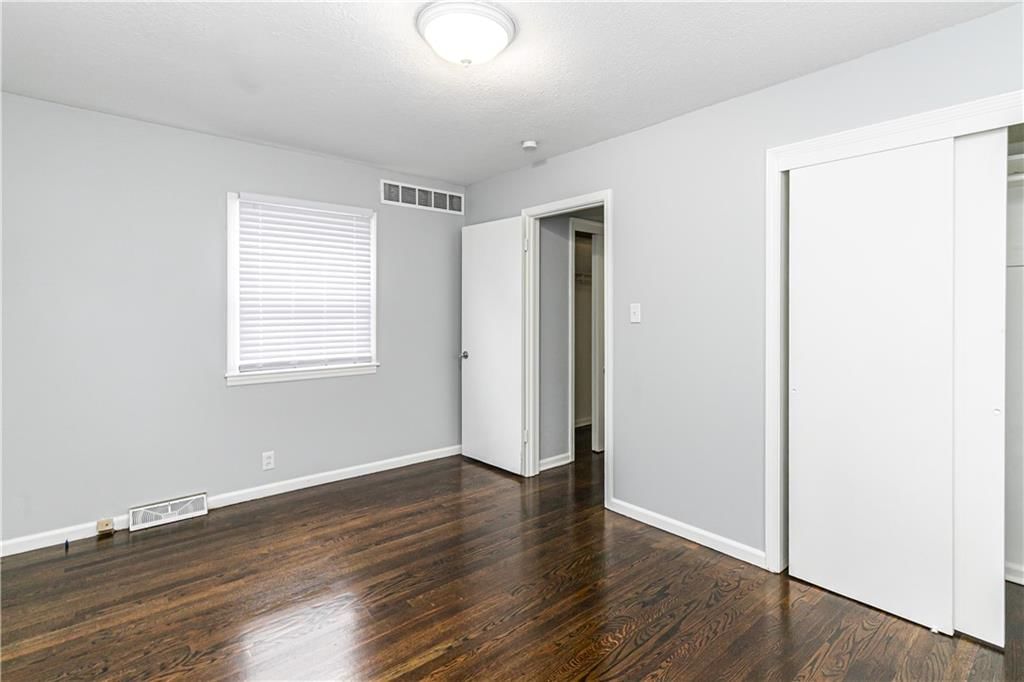 4706 Kimball Avenue — photo 6