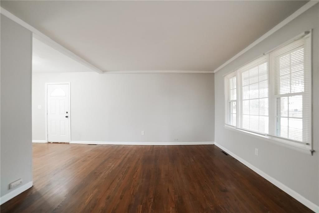 Photo 8 of 24 - 3101 N Osage Street