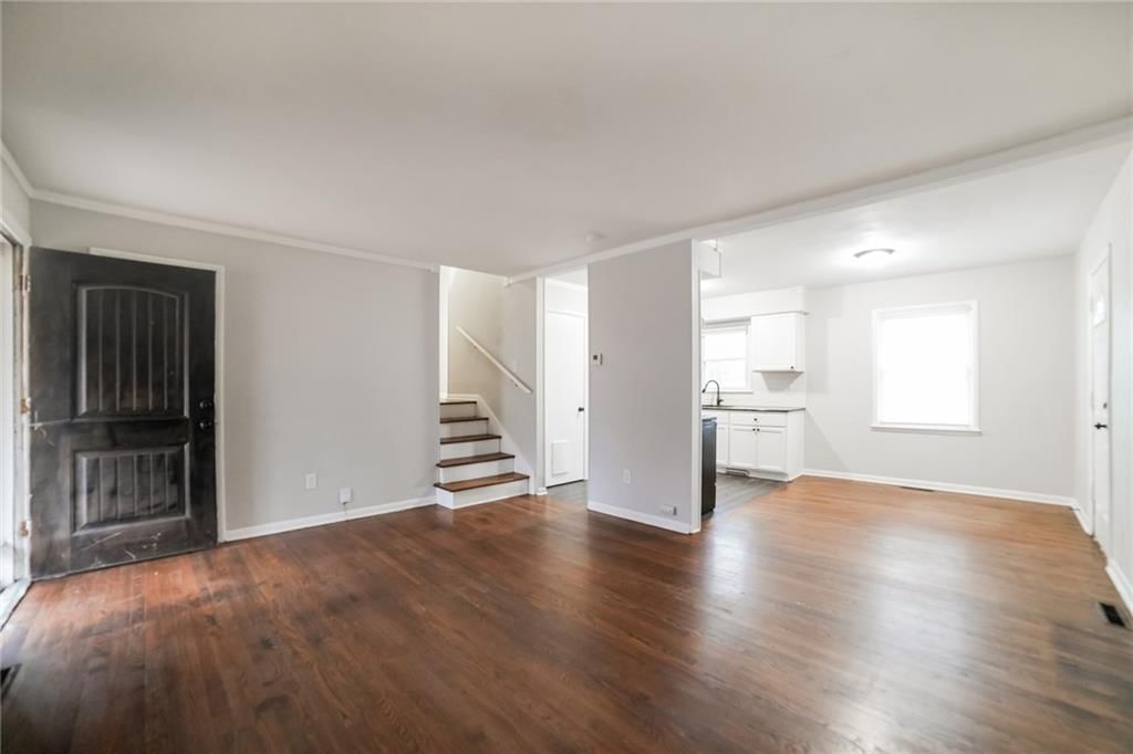 Photo 11 of 24 - 3101 N Osage Street