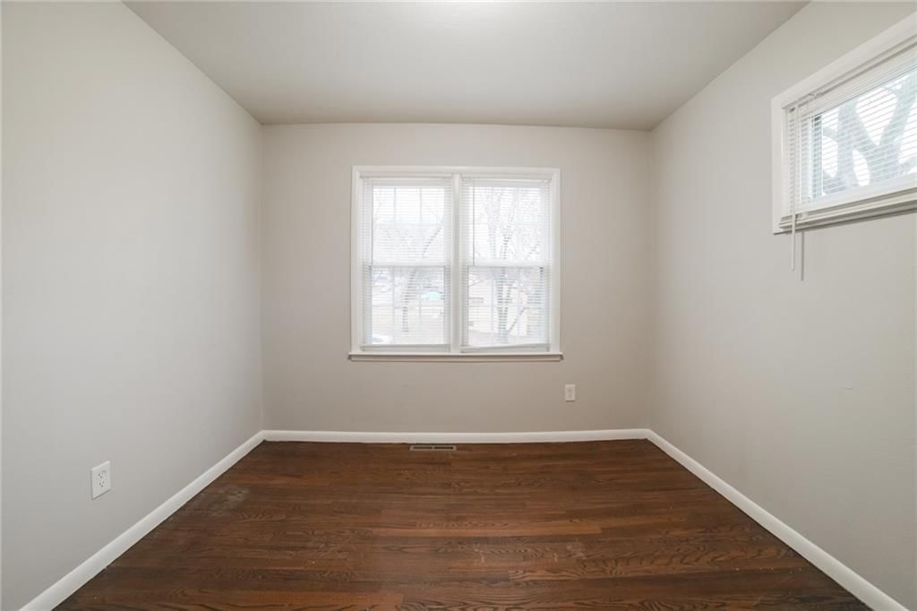 Photo 17 of 24 - 3101 N Osage Street