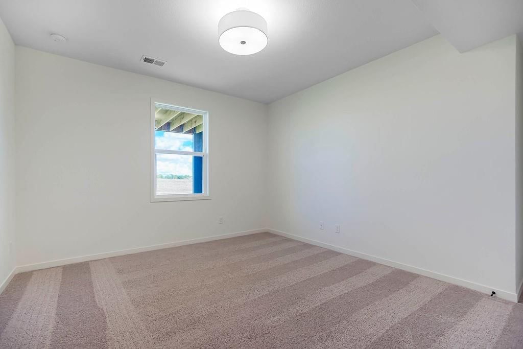 Photo 14 of 21 - 25374 W 91st Terrace, Lenexa, KS 66227