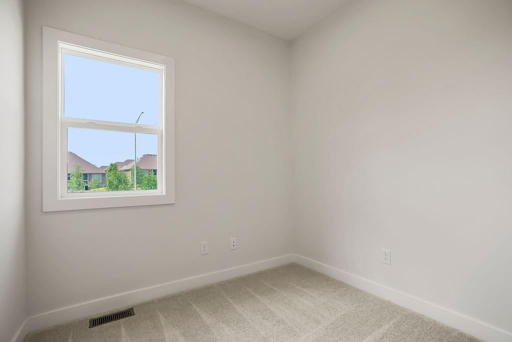 16383 W 166th Court — photo 34