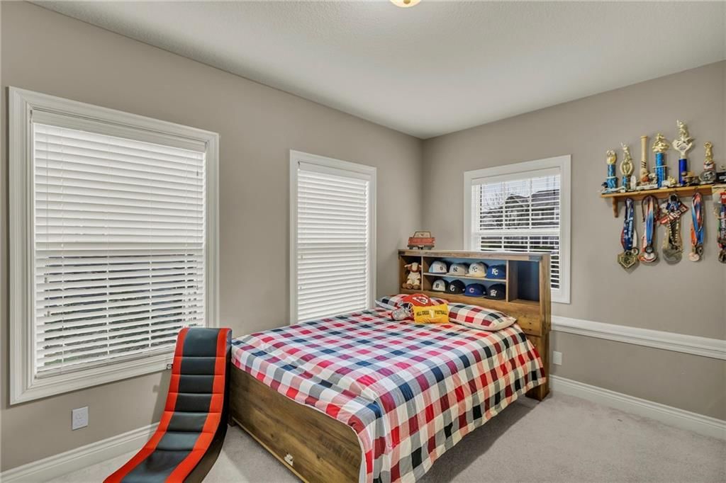 5135 Meadow Height Drive — photo 11