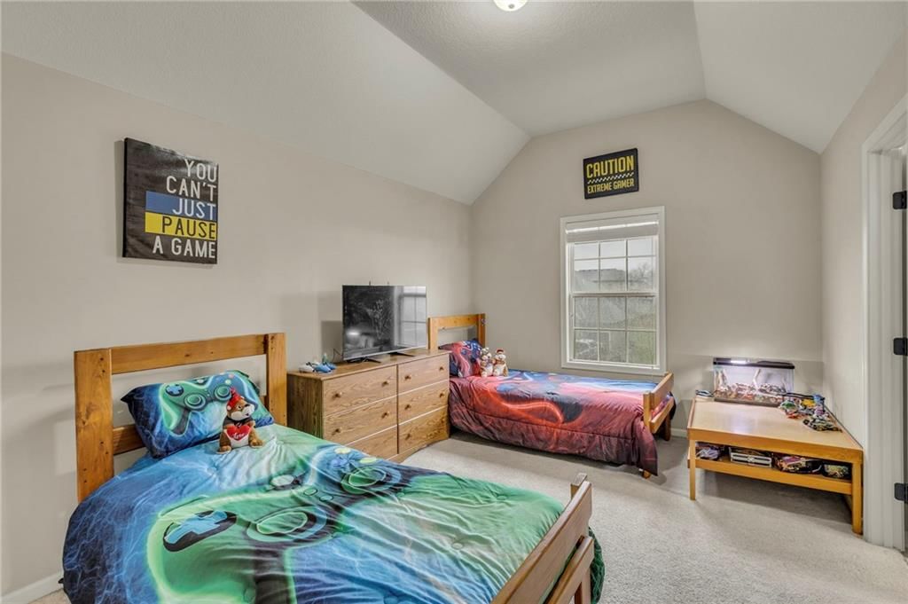 5135 Meadow Height Drive — photo 19