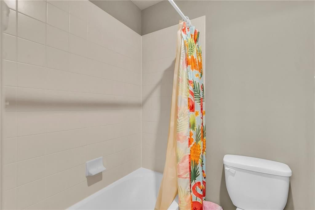 5135 Meadow Height Drive — photo 25