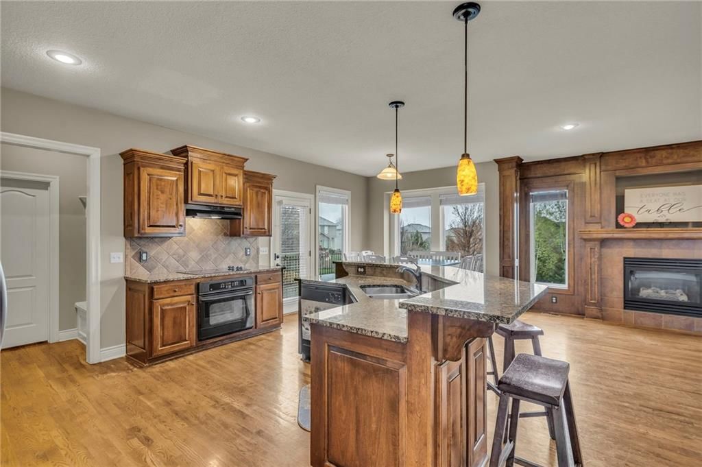 5135 Meadow Height Drive — photo 40