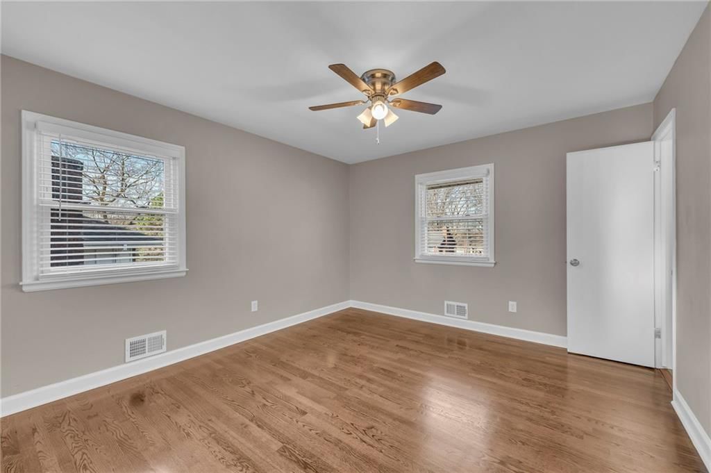 5217 Harris Avenue — photo 12