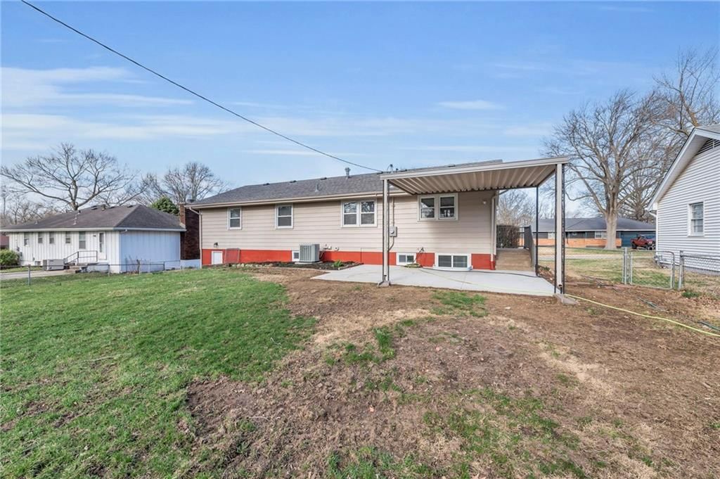 5217 Harris Avenue — photo 34