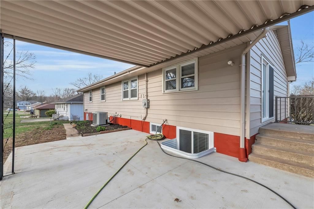 5217 Harris Avenue — photo 36