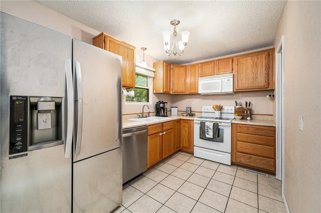 1412 NW A Street — photo 6