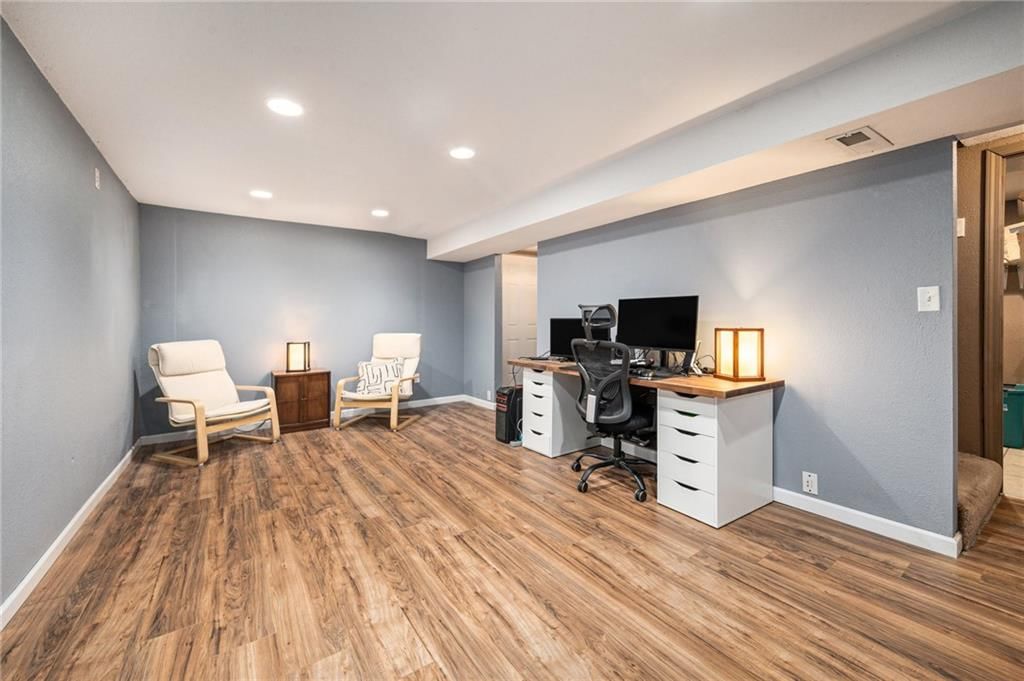1412 NW A Street — photo 11