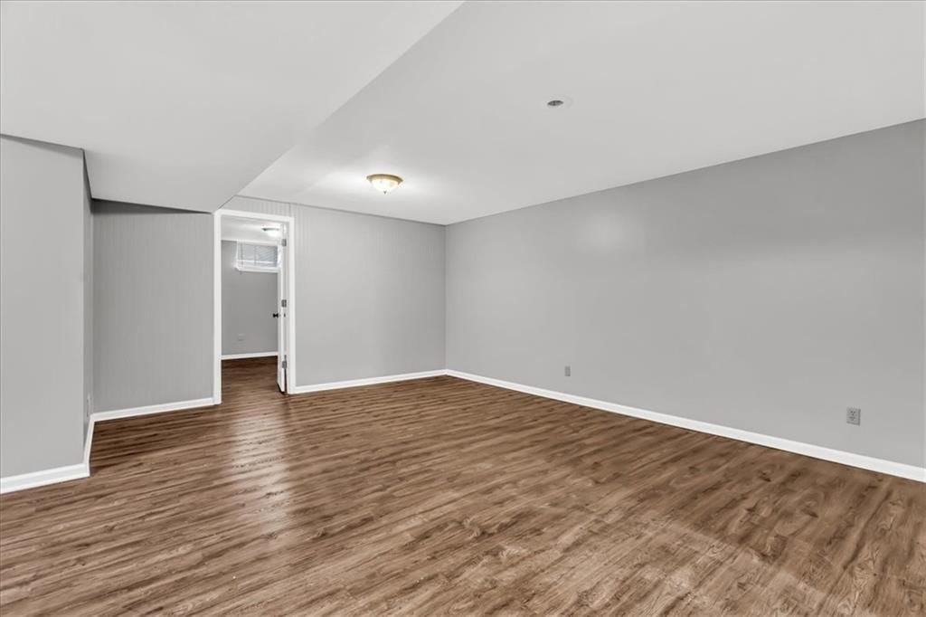 1141 NE Banner Drive — photo 23