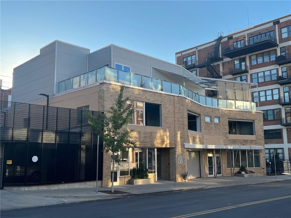 1515 Walnut Street — photo 2