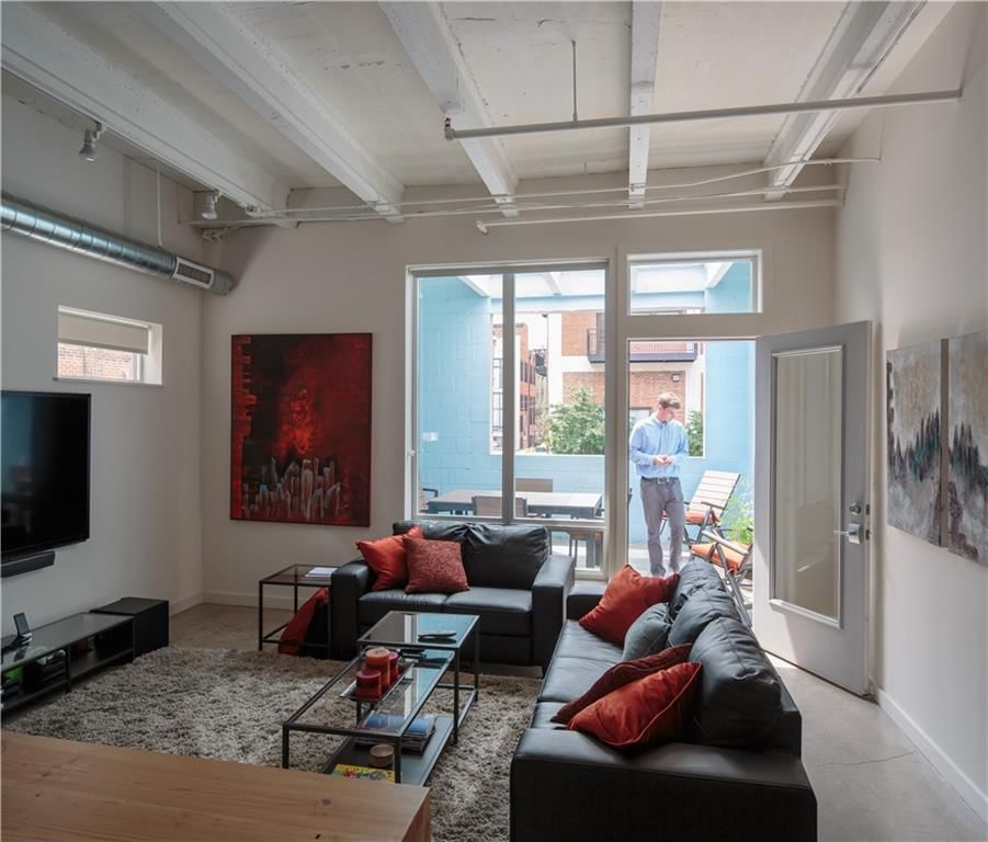 1515 Walnut Street — photo 48