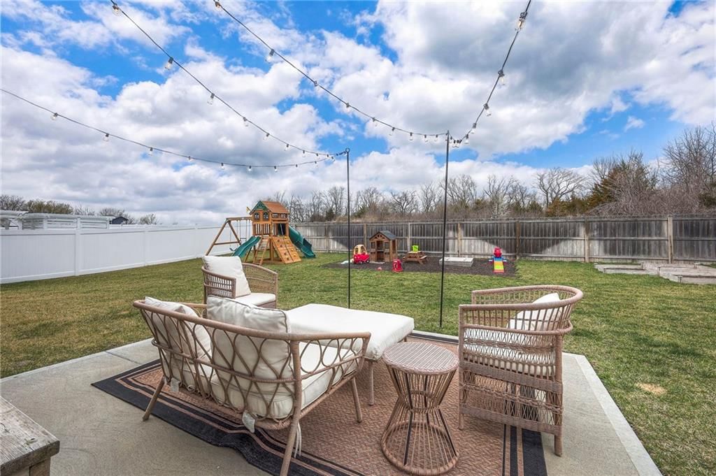 12550 Farrow Avenue — photo 33