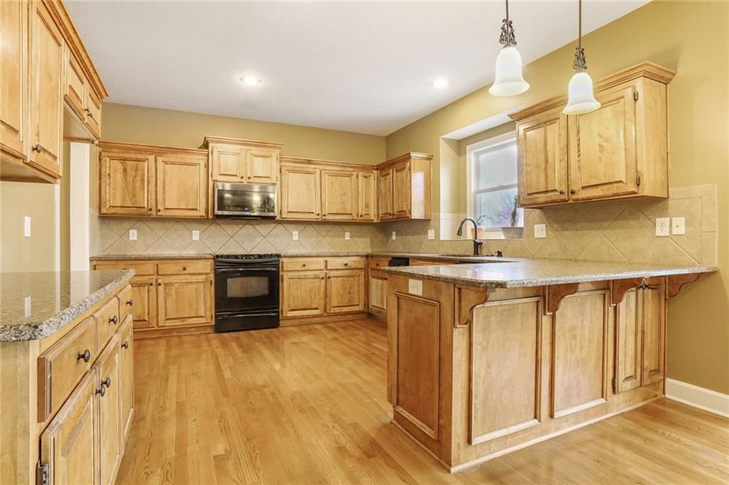 12295 NW Churchill Downs Street — photo 5
