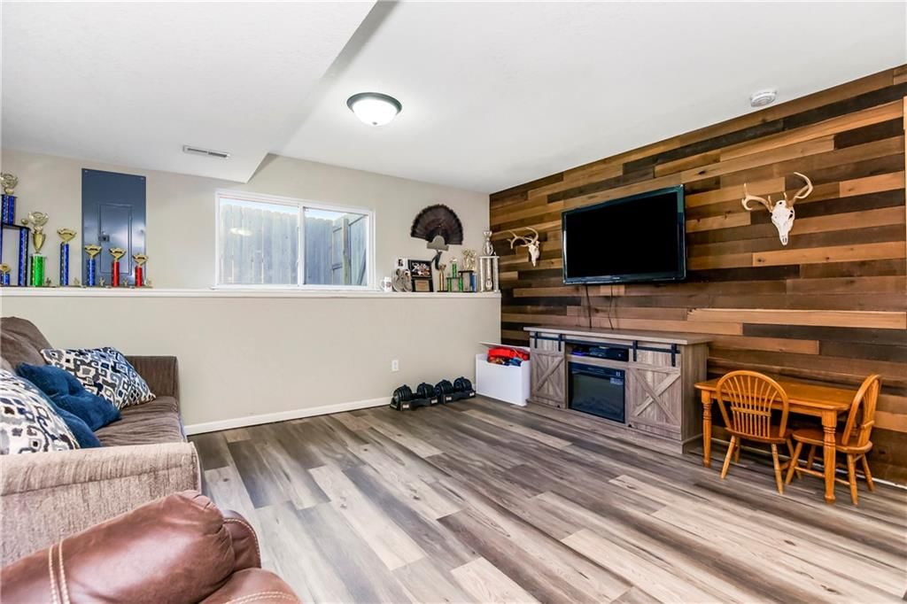 800 N Oak Terrace — photo 24