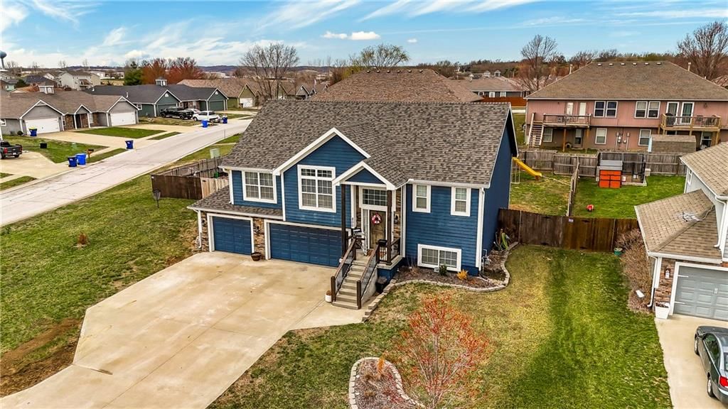 800 N Oak Terrace — photo 34
