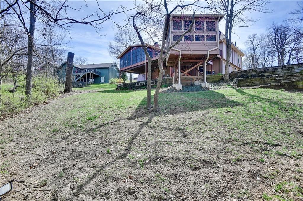 515 Hillcrest Road E — photo 12