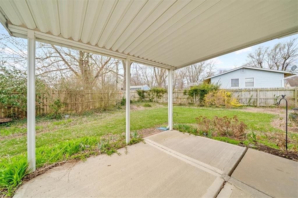 1716 Lexington Road — photo 6
