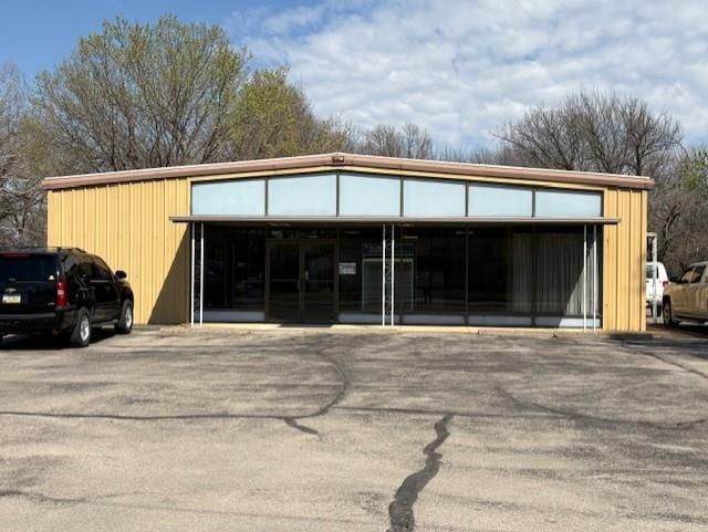 3529 Main Street, Parsons, KS