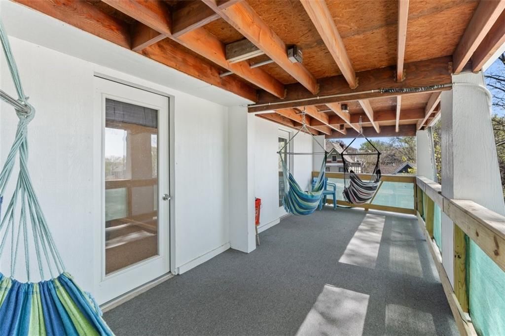 2835 E 8th Street — photo 19