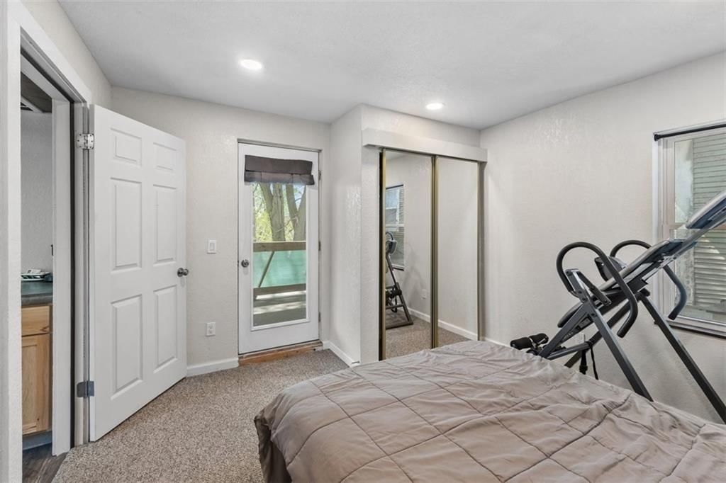 2835 E 8th Street — photo 20