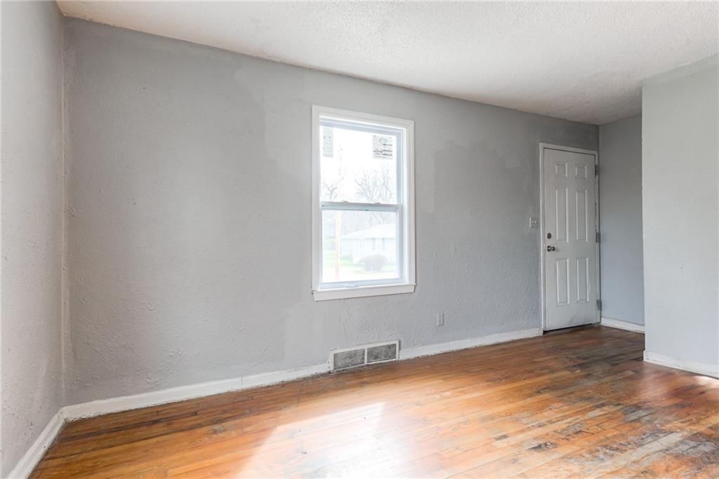 5816 BELLEFONTAINE Avenue — photo 6