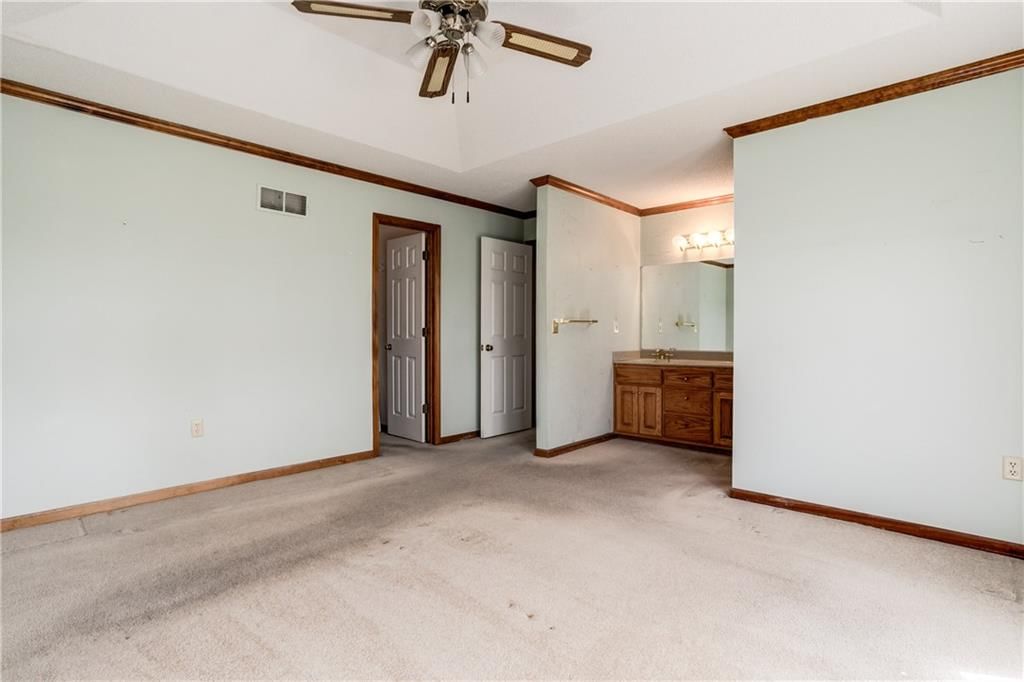 24005 W 57th Terrace — photo 17