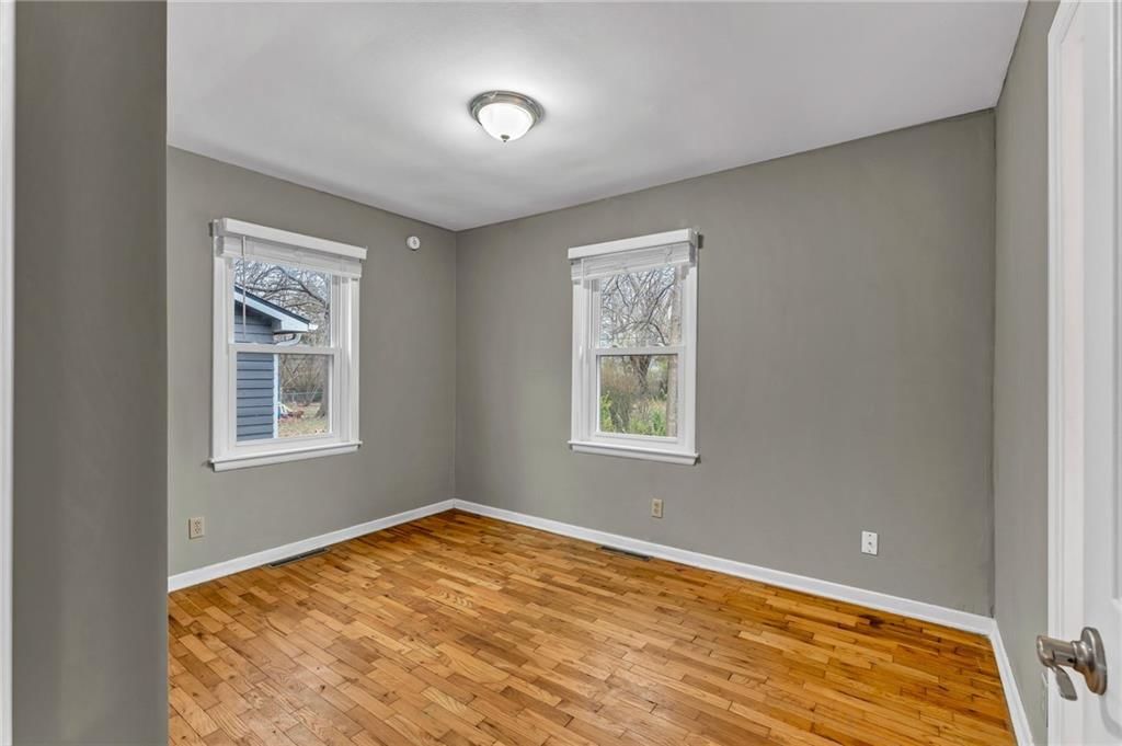 1615 W 22nd Street — photo 25