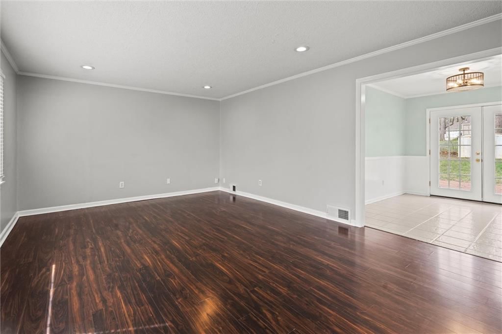 2506 W 77th Street — photo 5