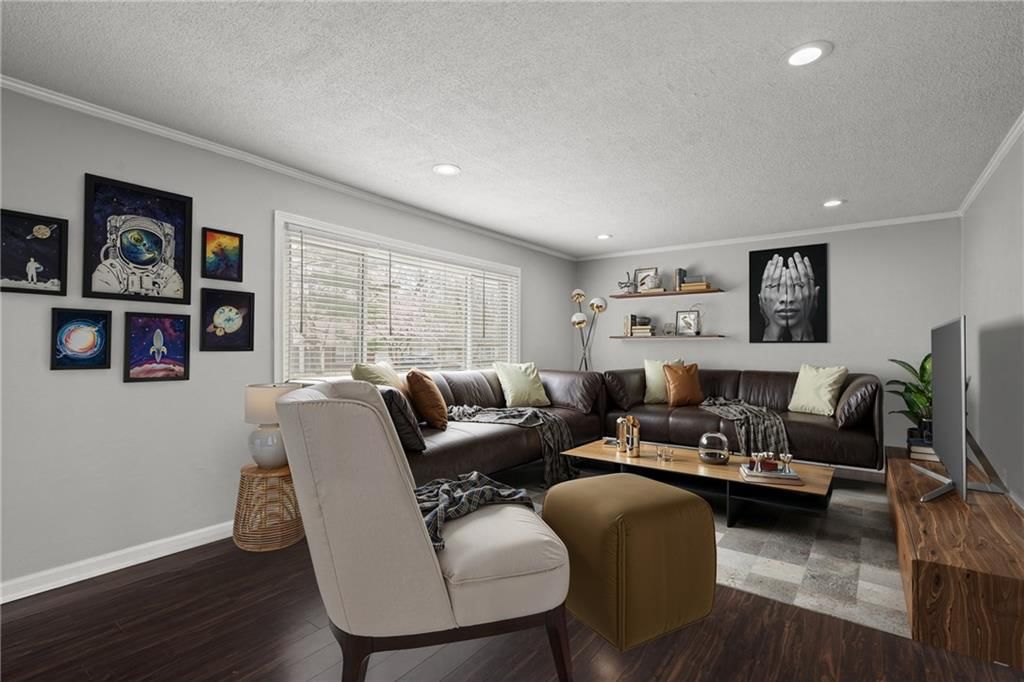 2506 W 77th Street — photo 6