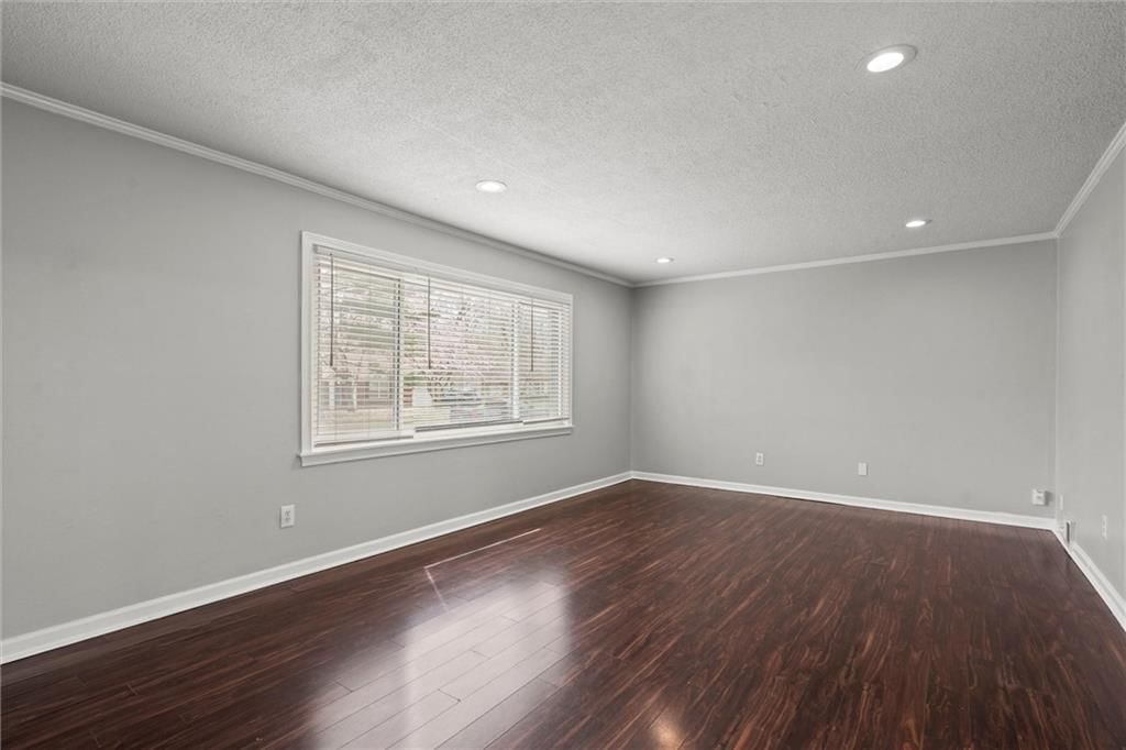 2506 W 77th Street — photo 7