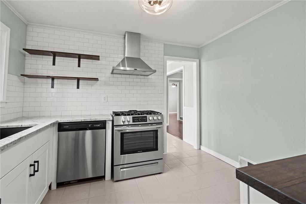 2506 W 77th Street — photo 11