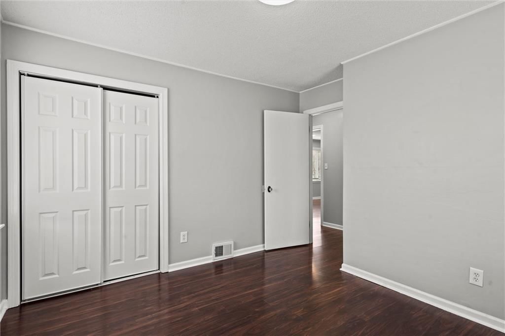 2506 W 77th Street — photo 22