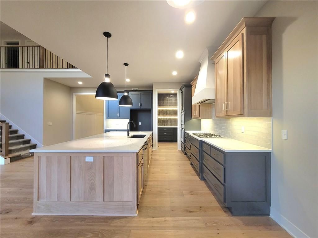 18248 Century Street — photo 10
