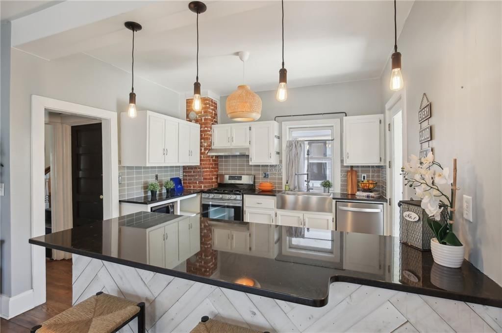 1317 W 40TH Street — photo 15