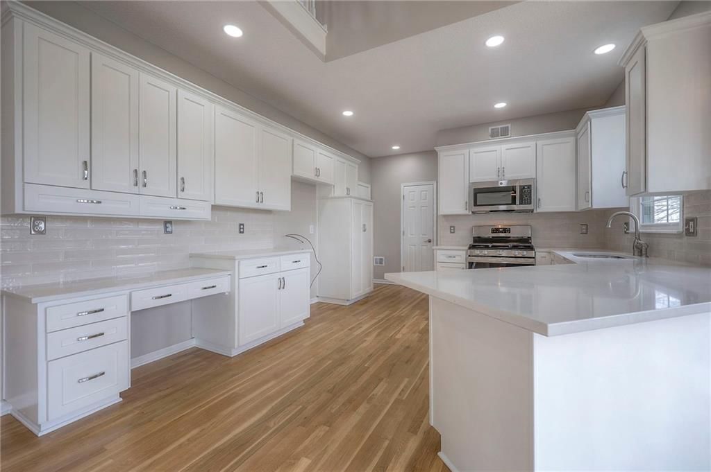 16503 W 80 Street — photo 14