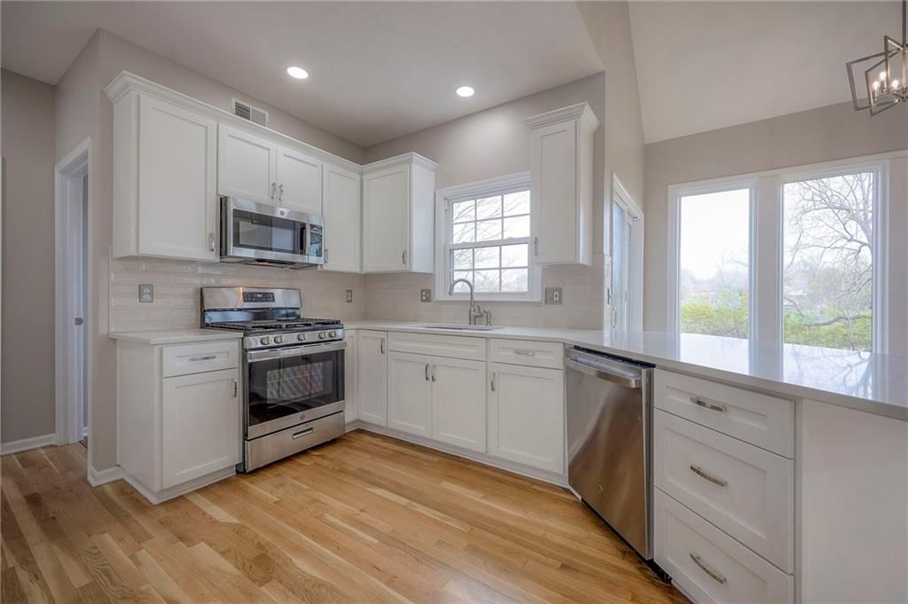 16503 W 80 Street — photo 19