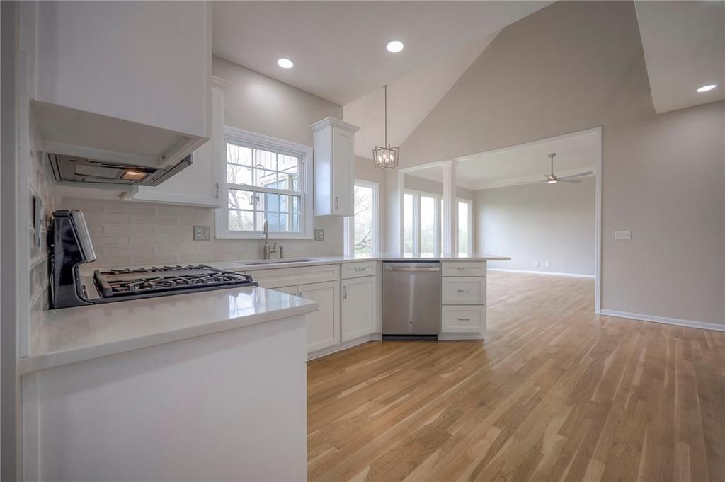 16503 W 80 Street — photo 21