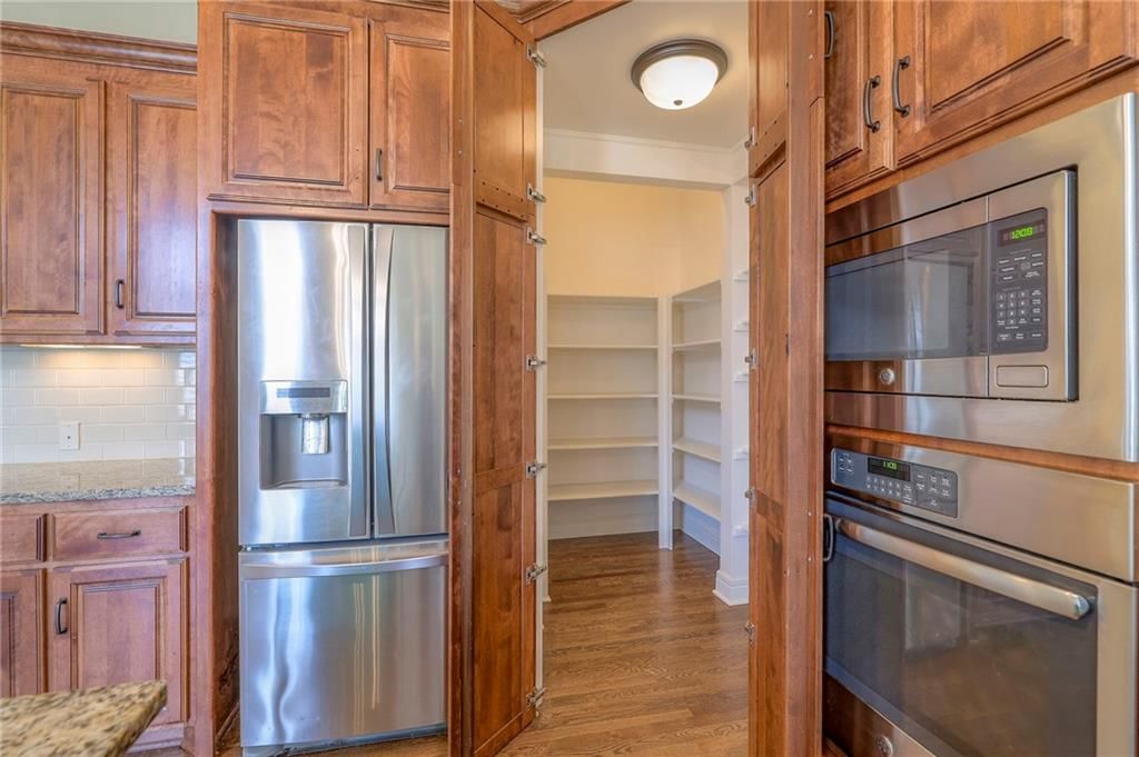 10104 W 163rd Street — photo 15
