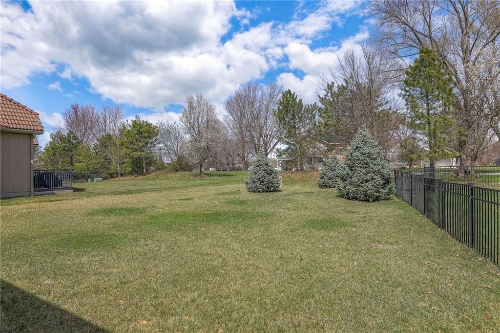 10104 W 163rd Street — photo 39