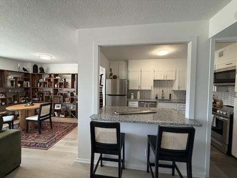 4545 Wornall Road — photo 7