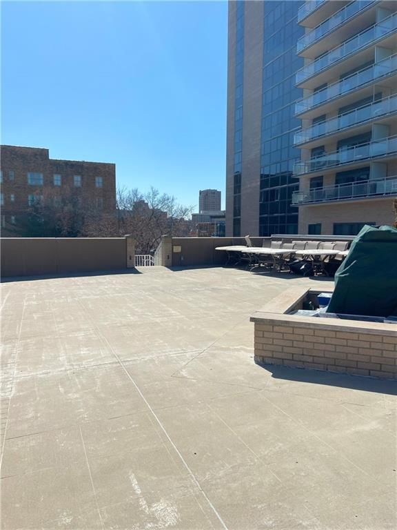 4545 Wornall Road — photo 41