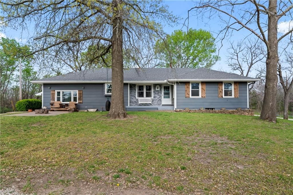 28404 S Bennett Road — photo 2